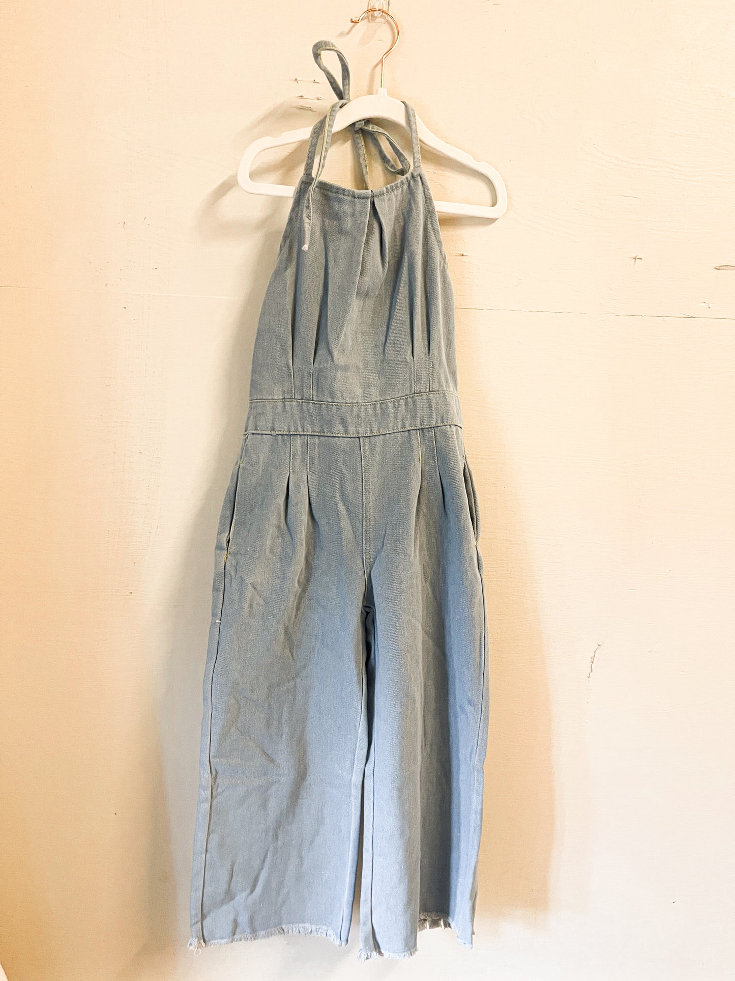 Halter neck Jumpsuit