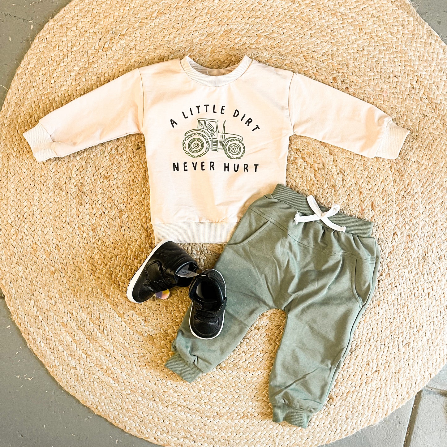 Dirt Never Hurt Jogger set