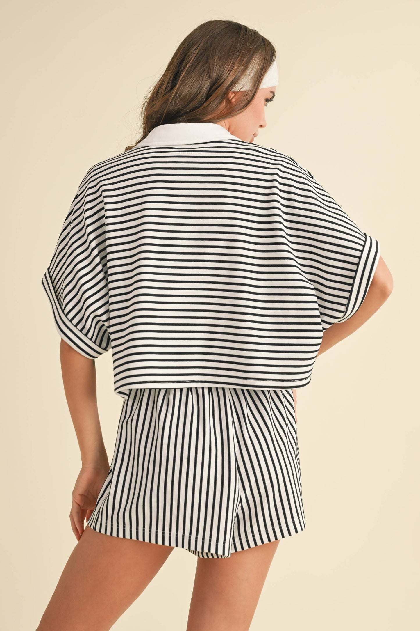 STRIPED CROPPED SHIRT AND SHORTS SET