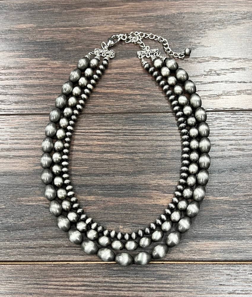 Handmade Oval, Round Navajo Bead Necklace