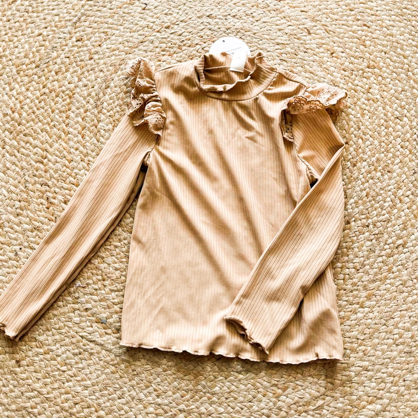 Ribbed ruffle shoulder long sleeve