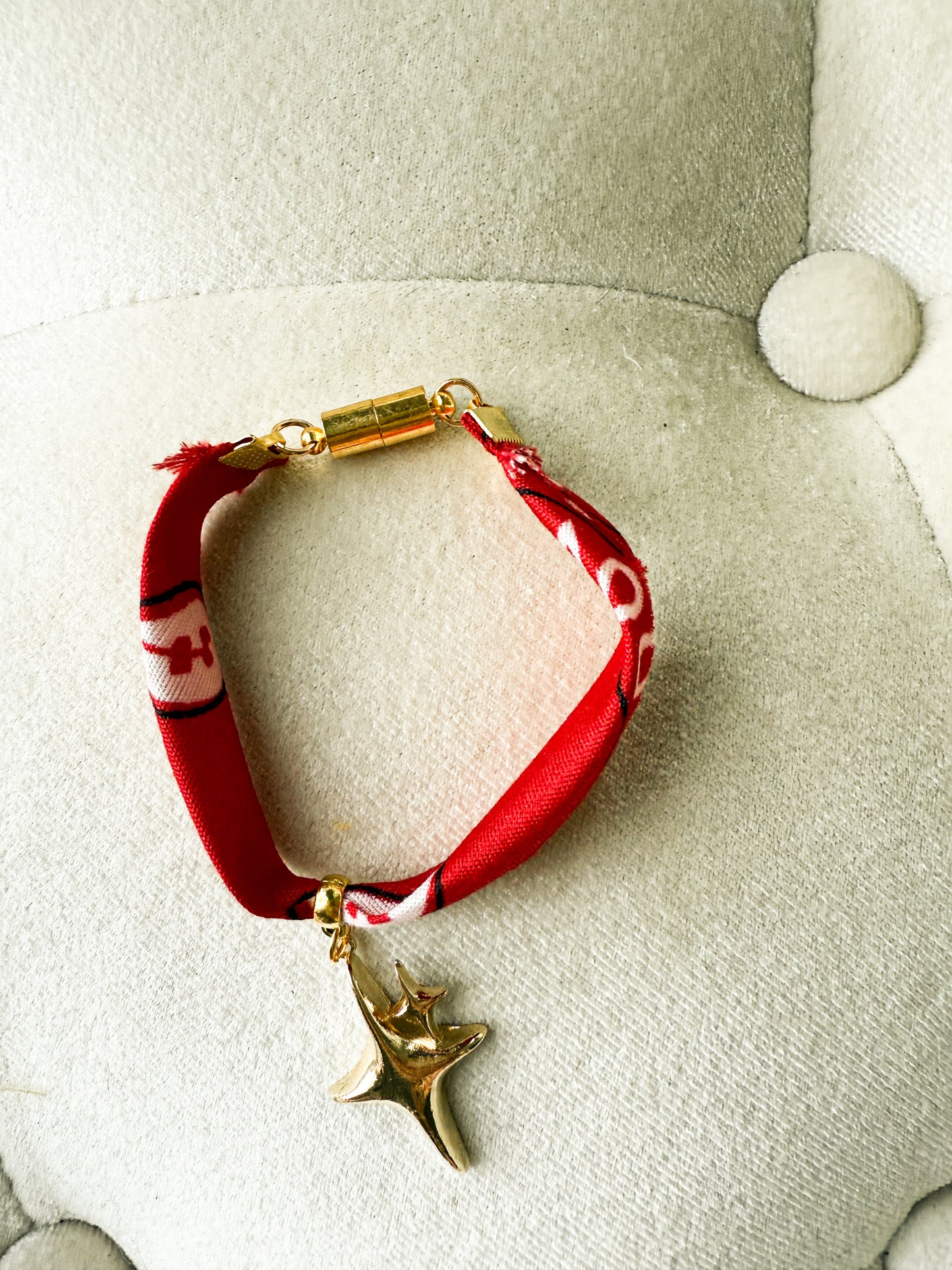 Magnetic Bandana Bracelet