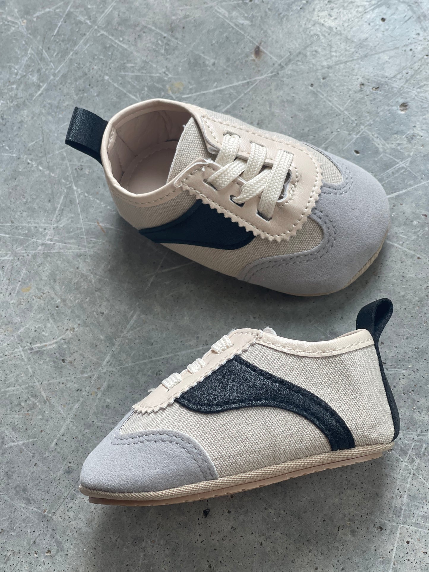 Retro sneaker