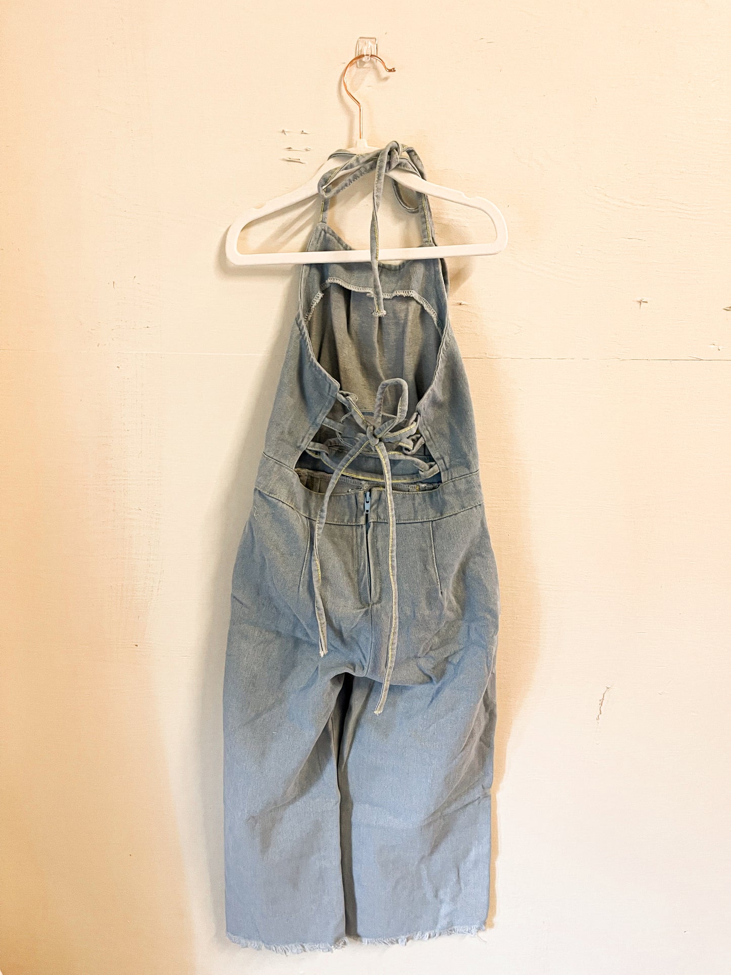 Halter neck Jumpsuit
