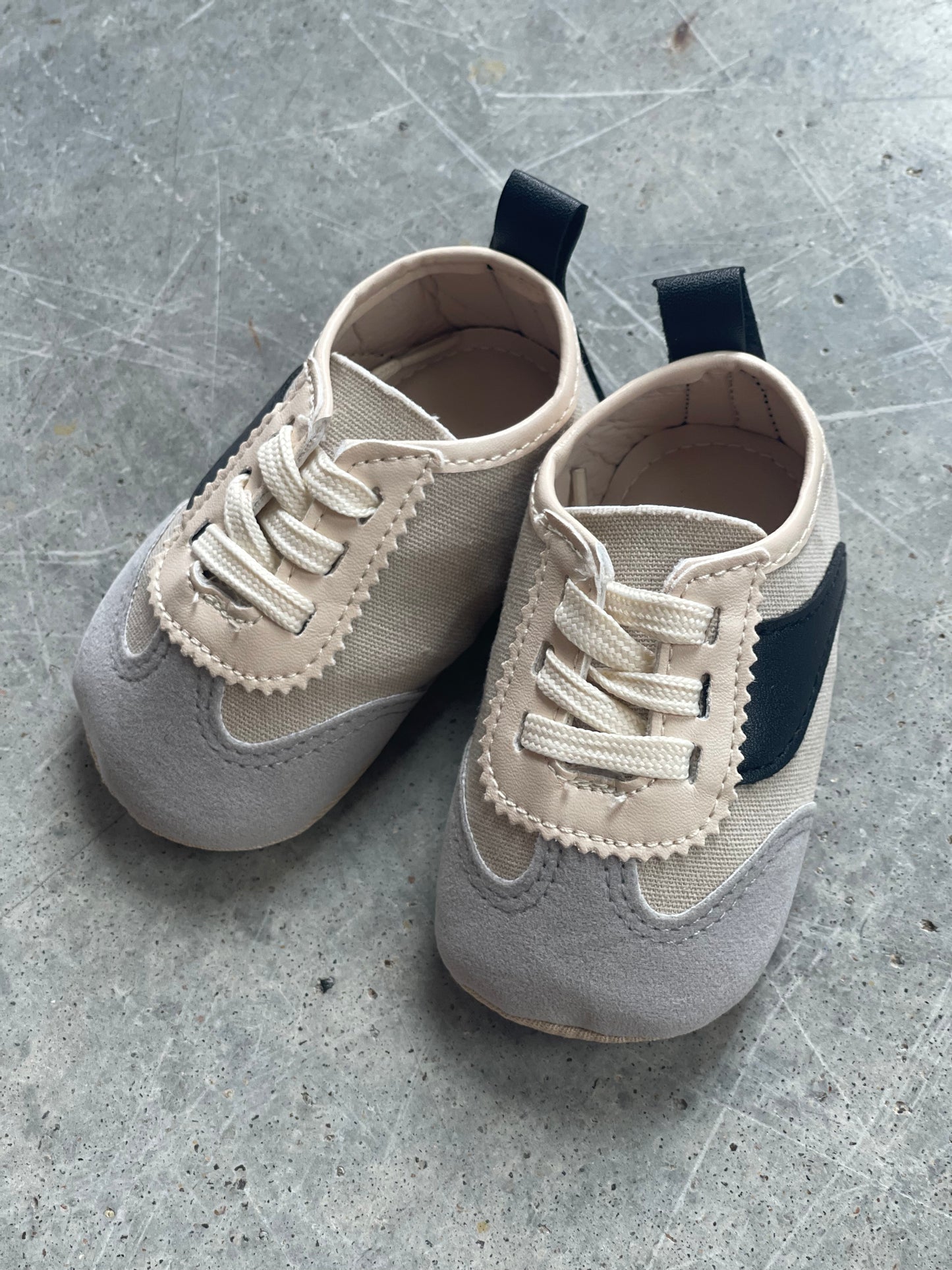 Retro sneaker