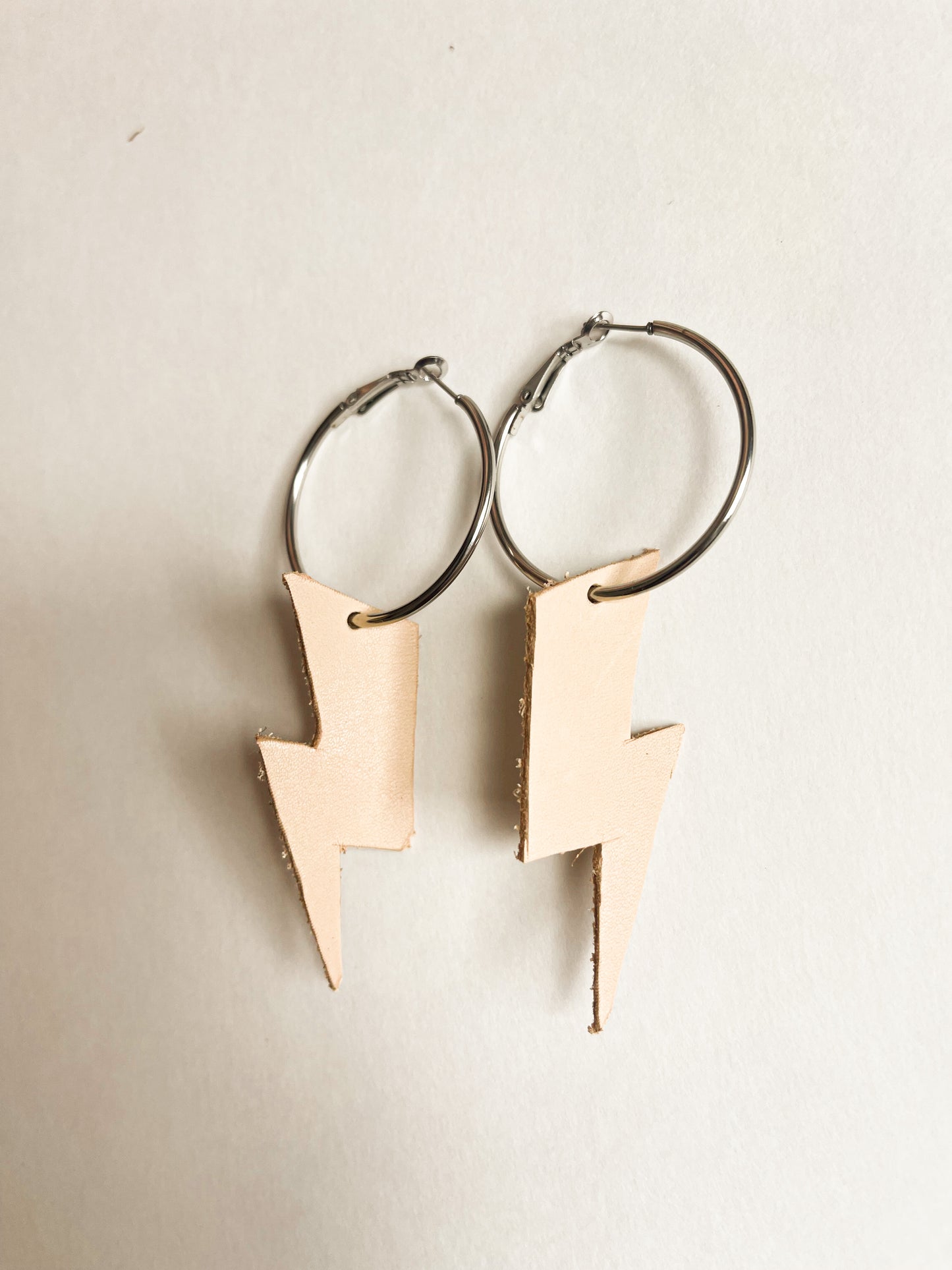 Hoop and bolt earring