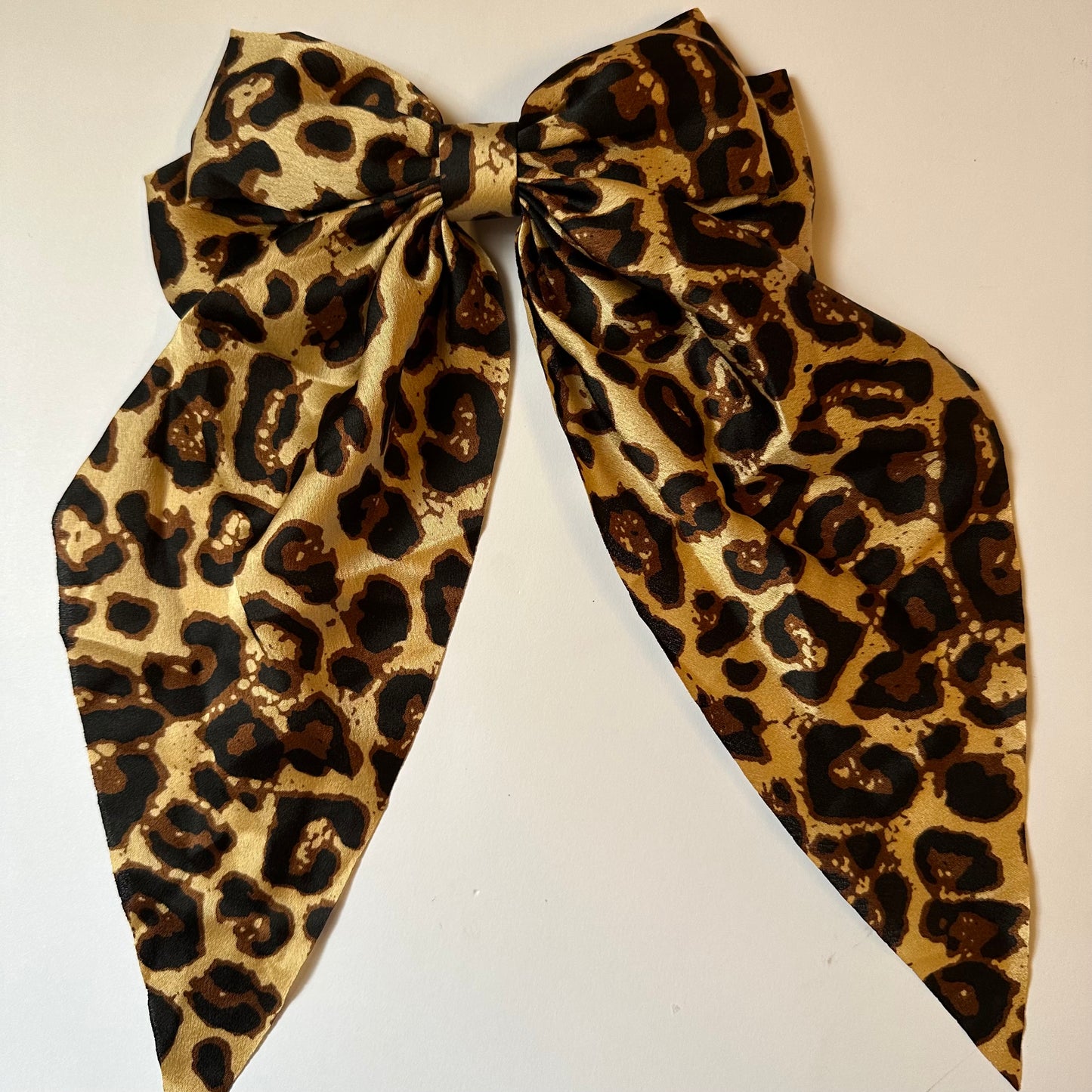 Leopard Bow