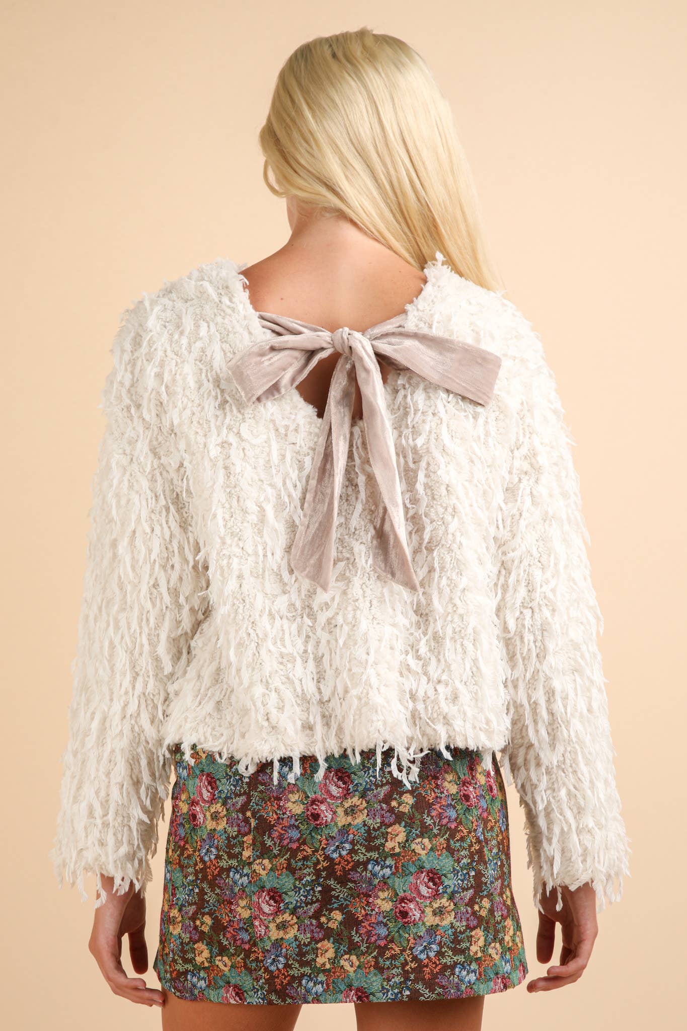 Holiday Fur Knit Top with Back Velvet Ribbon