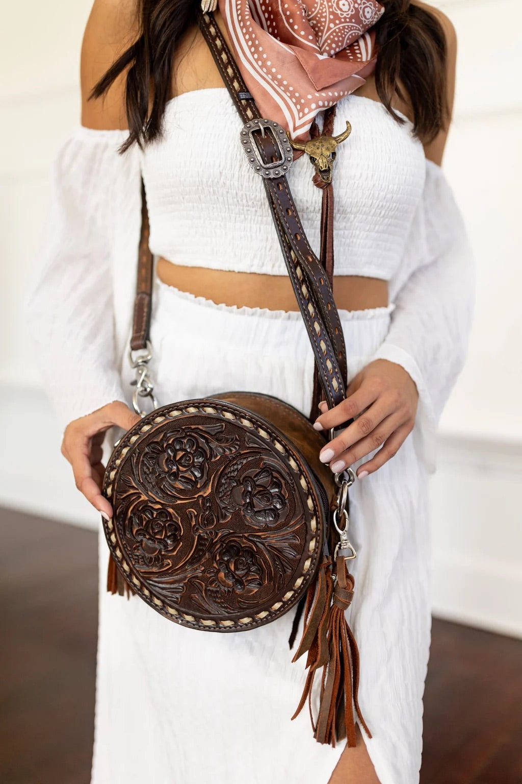 CRT04- Brown Vintage Tooled Roses circle tote