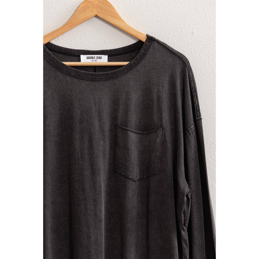 BLACK LONG SLEEVE POCKET TEE