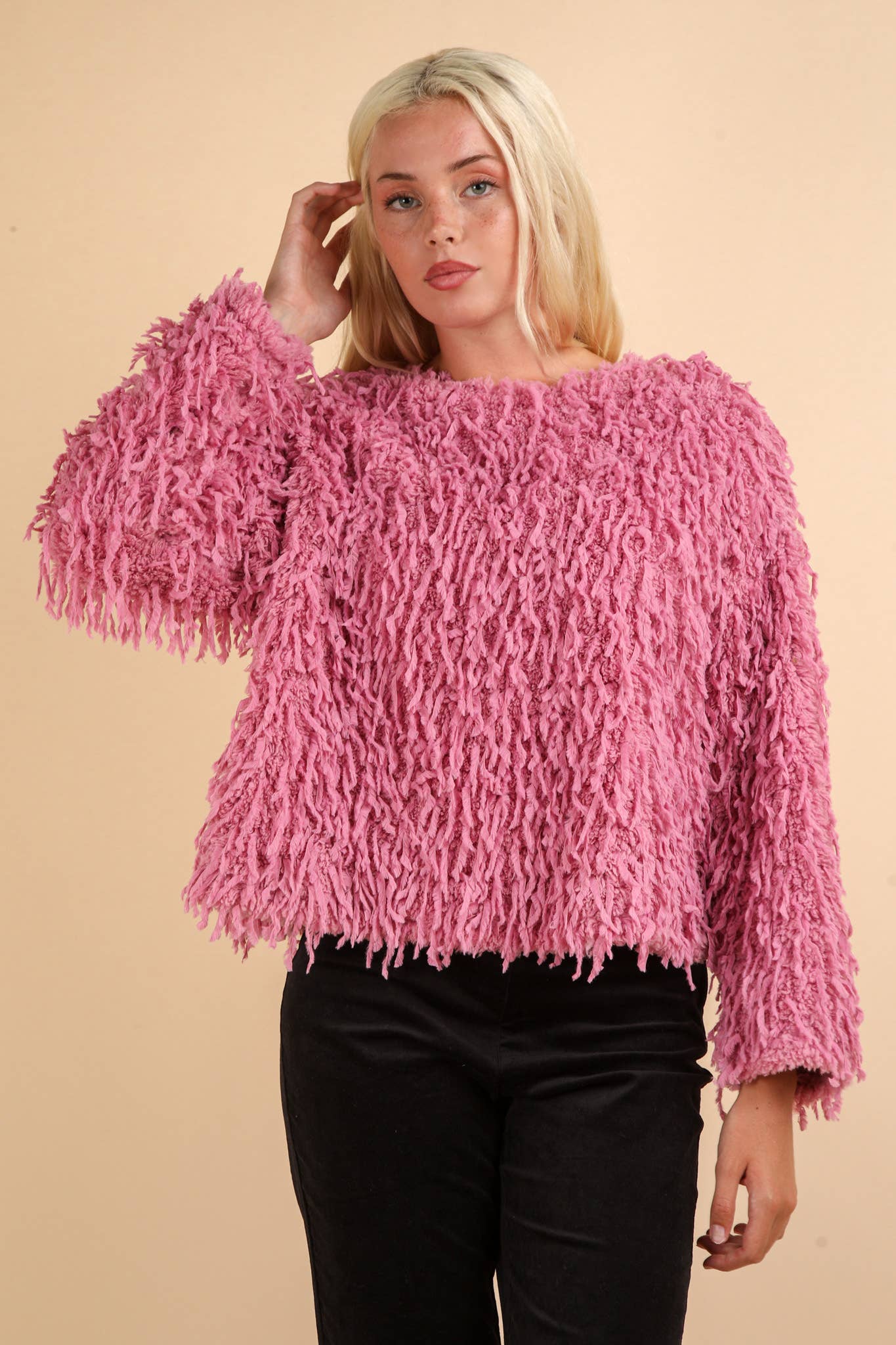 Holiday Fur Knit Top with Back Velvet Ribbon