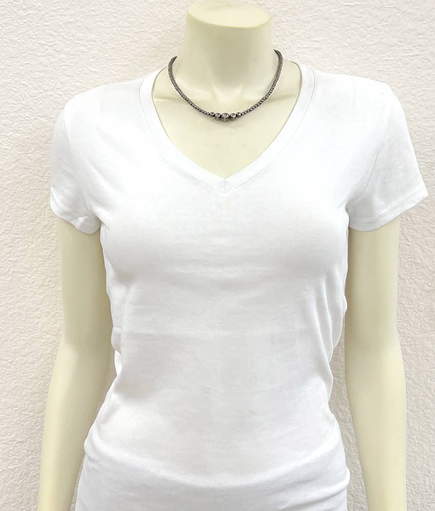 738135, Handmade 15" Polish Navajo Bead Necklace