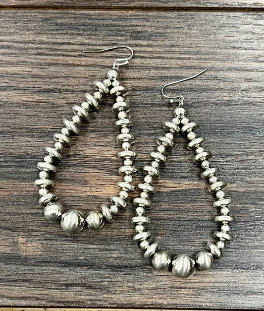 726192, Rondelle Silver Navajo Bead Earrings
