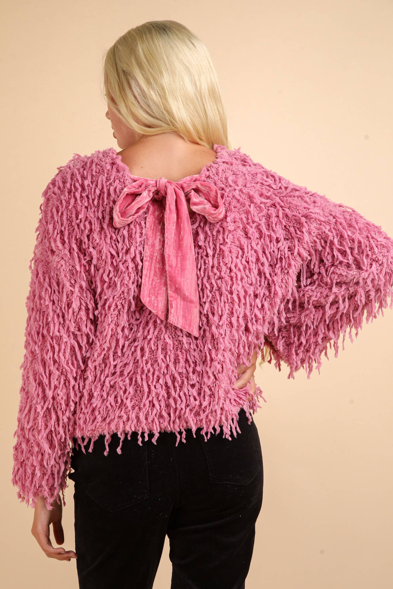 Holiday Fur Knit Top with Back Velvet Ribbon