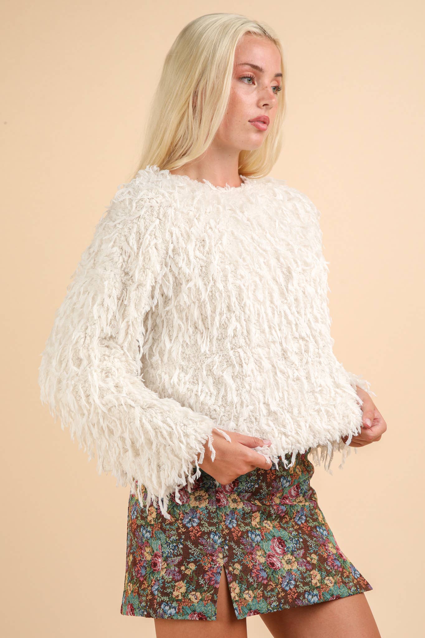 Holiday Fur Knit Top with Back Velvet Ribbon