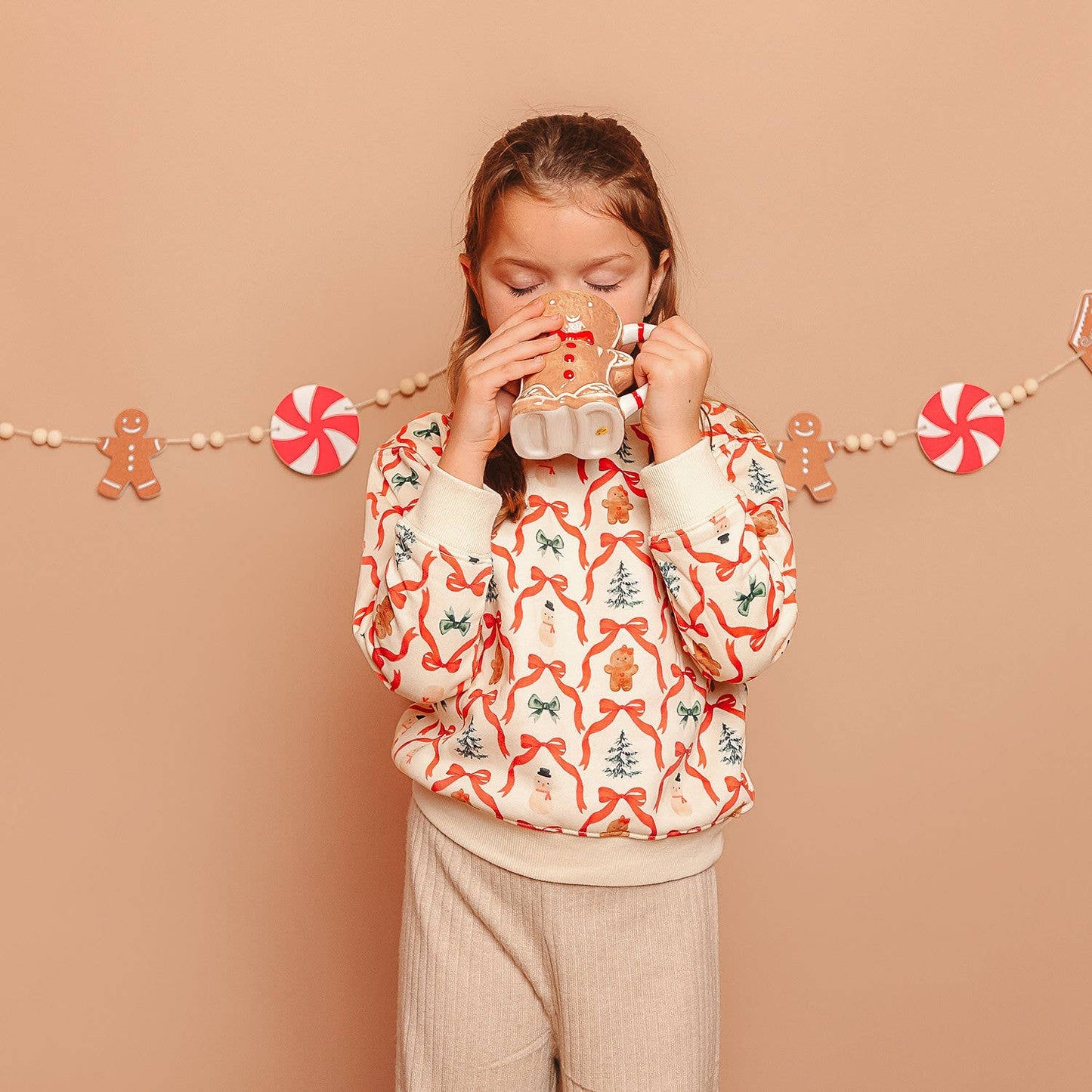 Christmas Cutie Sweatshirt - Girls Clothes - Holiday