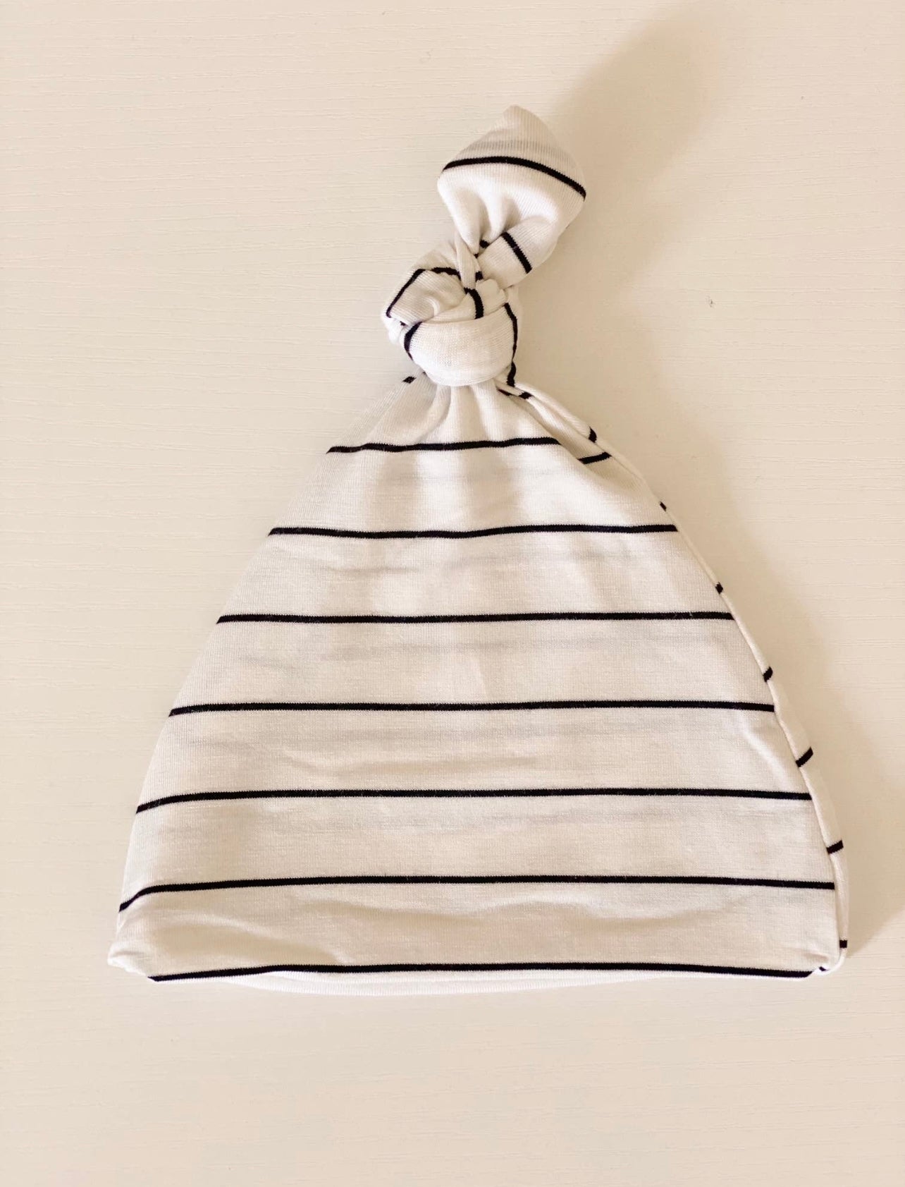 Stroller Society - Knotted Baby Gown and Hat Set
