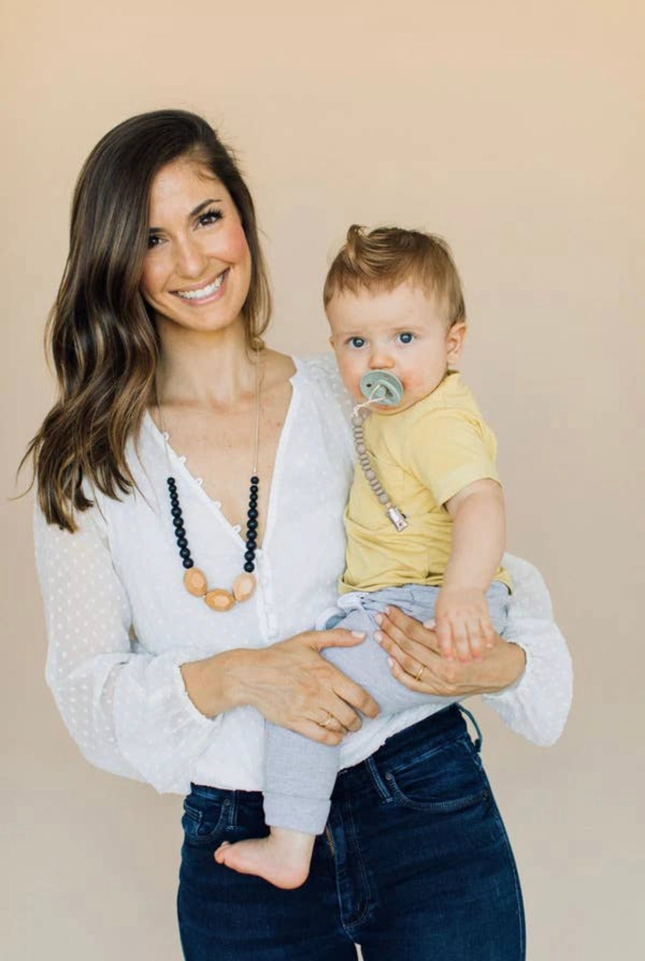 The Austin teething necklace
