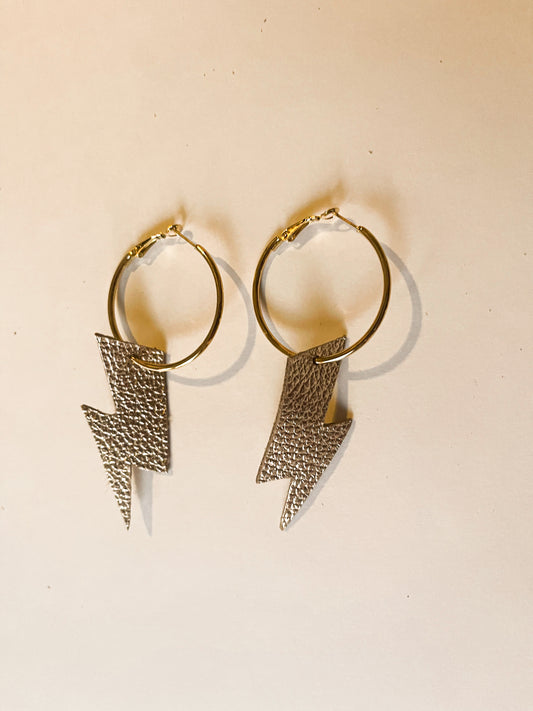 Hoop and bolt earring